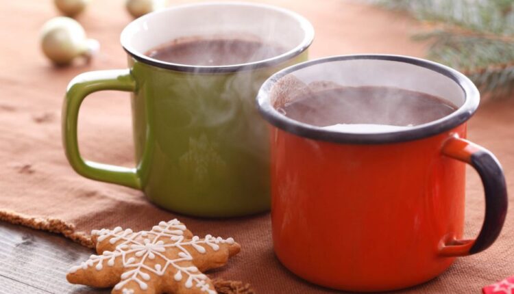 Drinking hot cocoa, memory skills, brain health, cocoa, chocolate,