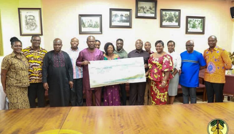 COCOBOD, Ghana Cocoa Board, Most Enterprising Female Cocoa Farmer, World Cocoa Foundation, WCF, Dr. Betty Annan,