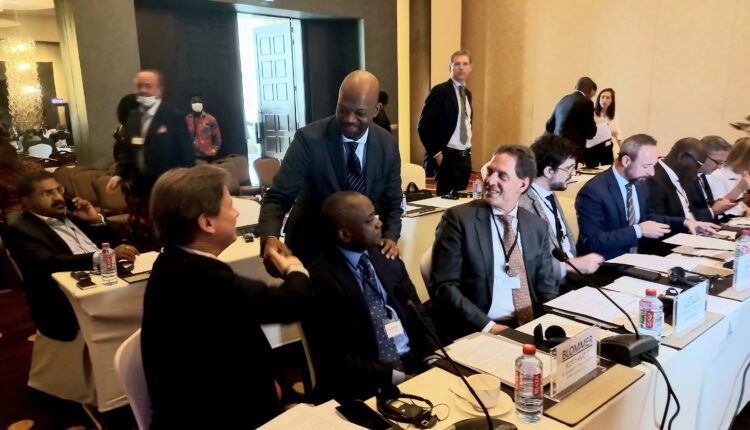 Chocolate companies, Cocoa, Cote d'Ivoire - Ghana Cocoa Initiative, LID, Origin Premium, Living Income Differential, Poverty, Cocoa farmers,